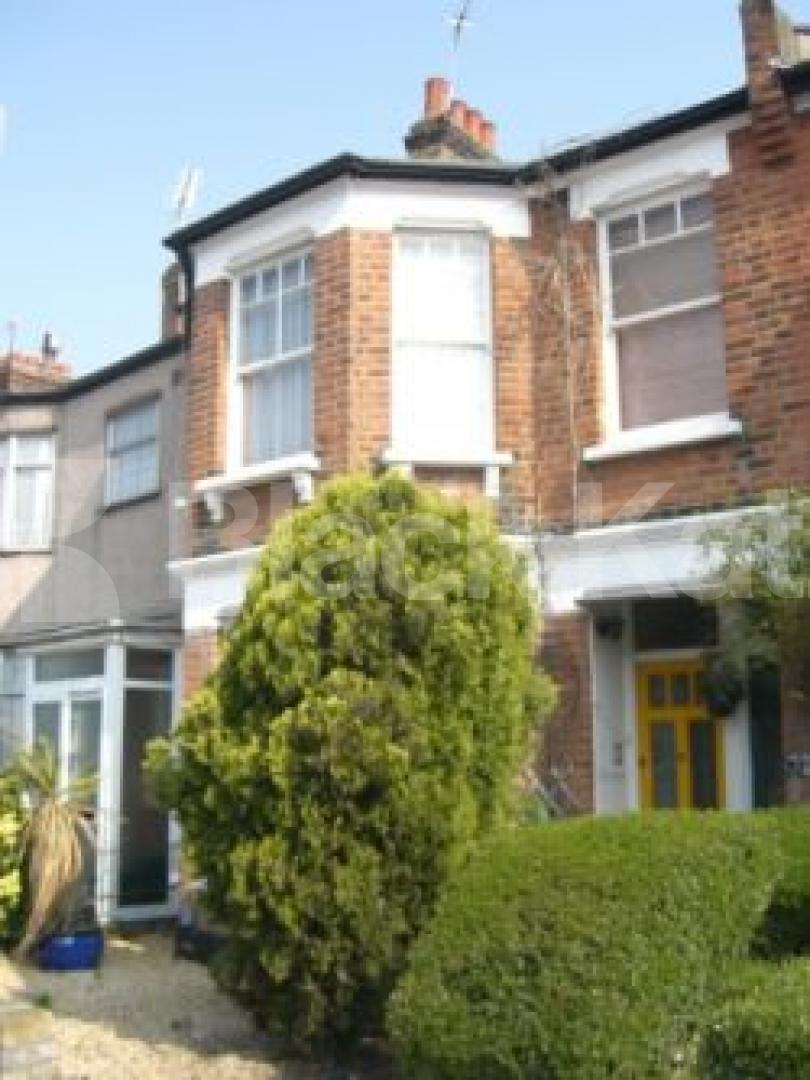 			2 Bedroom, 1 bath, 1 reception Ground Floor Maisonette			 Crescent Road, ALEXANDRA PALACE N22